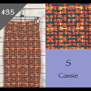 NWT LuLaRoe Cassie skirt, size S